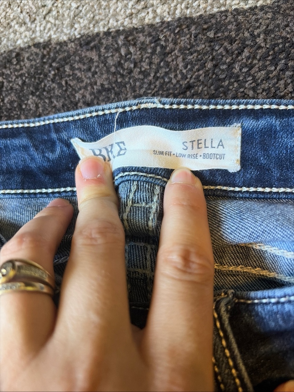 BKE blue denim Stella low rise slim fit bootcut women size 25 x 35 1/2 - Picture 4 of 8